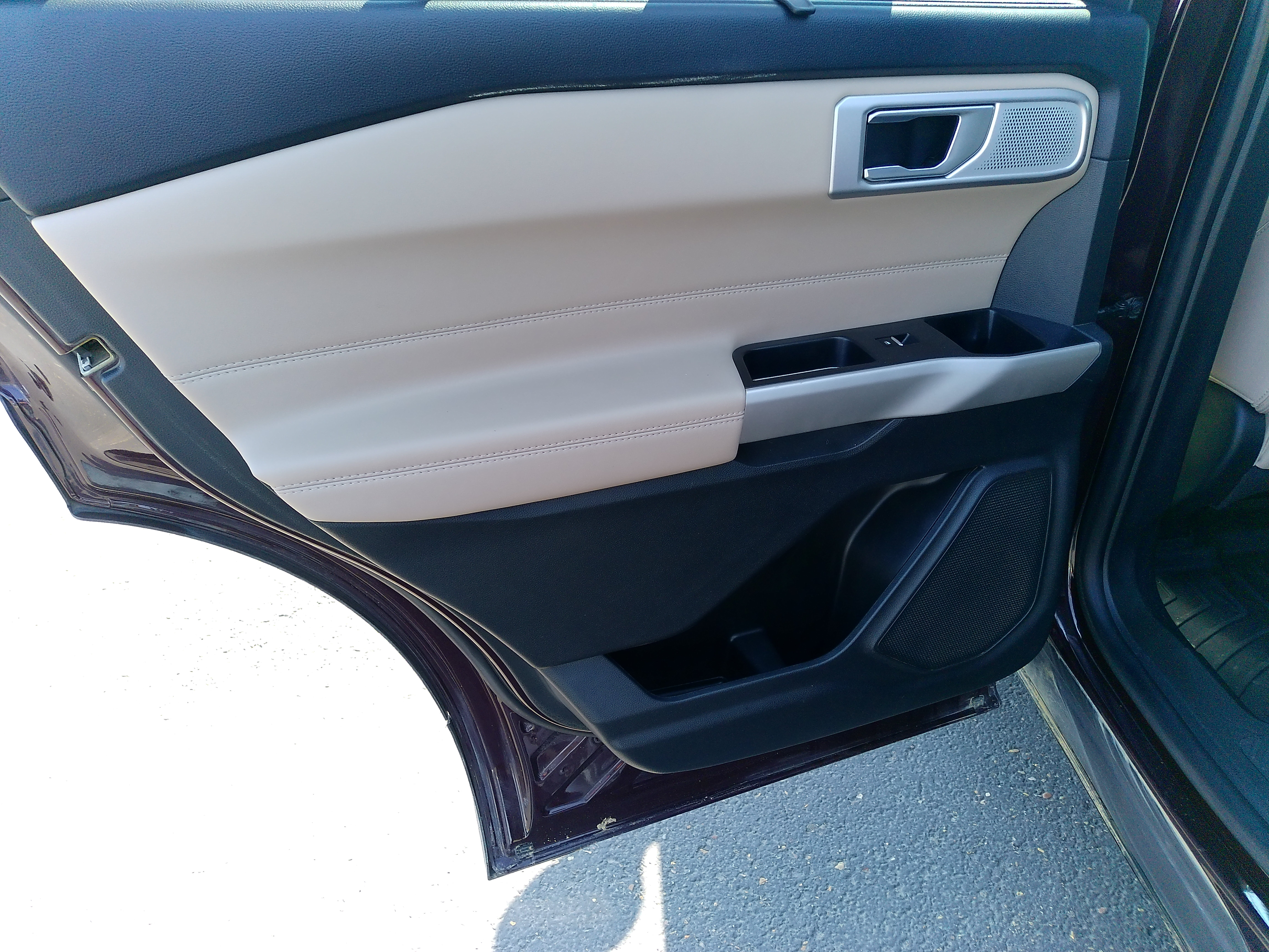 2023 Ford Explorer Base