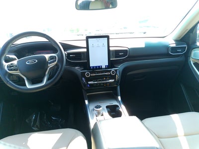 2023 Ford Explorer Base