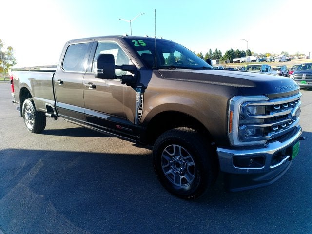 2025 Ford Super Duty F-350® Lariat®