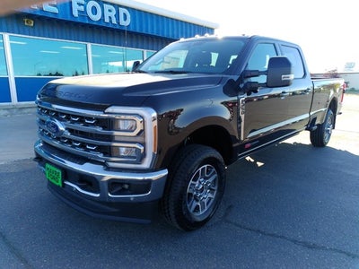 2025 Ford Super Duty F-350® Lariat®