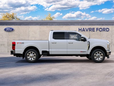 2027 Ford Super Duty F-350 SRW F-350® King Ranch®