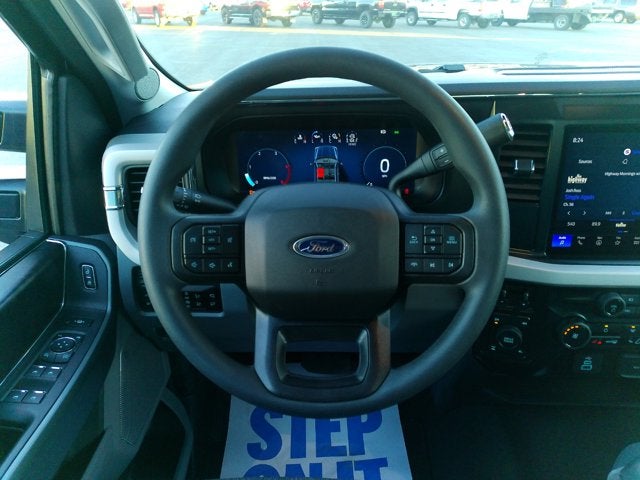 2026 Ford Super Duty F-350® XLT