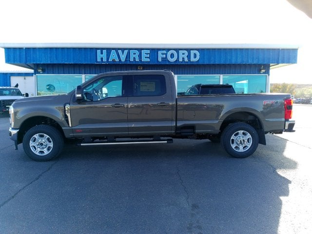 2026 Ford Super Duty F-350® XLT