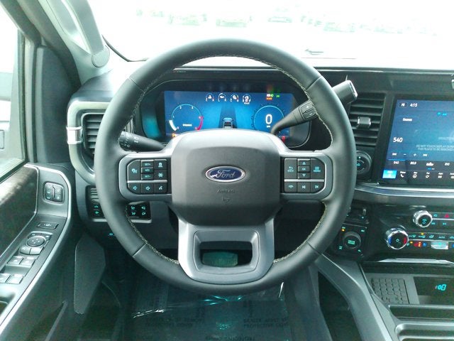 2026 Ford Super Duty F-350® Lariat®