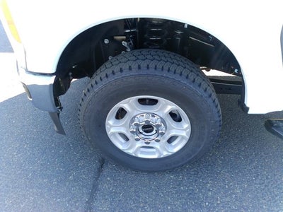 2026 Ford Super Duty F-350® XLT