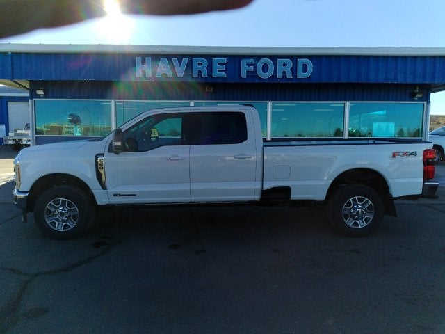 2026 Ford Super Duty F-350® Lariat®