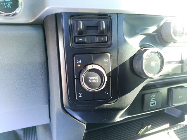 2026 Ford Super Duty F-350® XLT