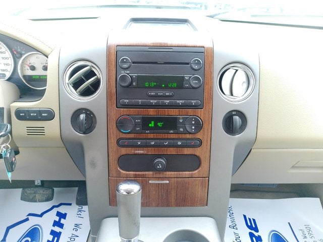 2004 Ford F-150 BASE