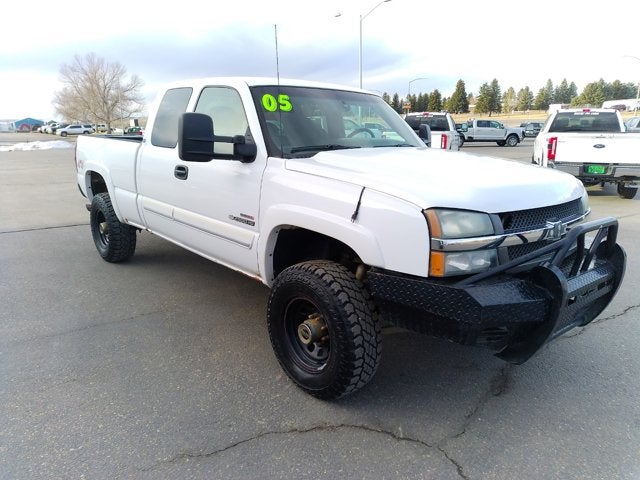 2005 Chevrolet Silverado 2500HD LS