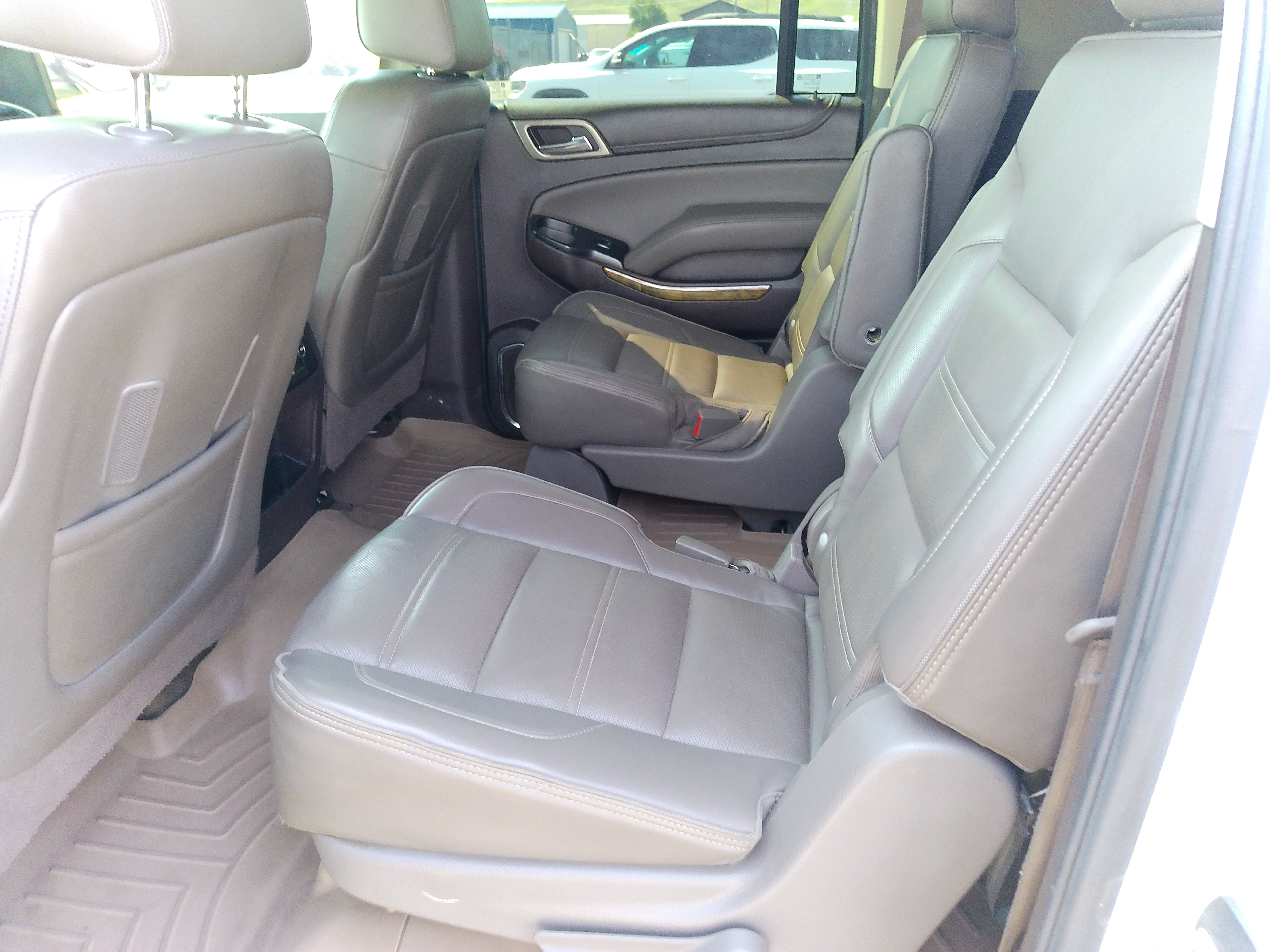 2016 GMC Yukon XL Base