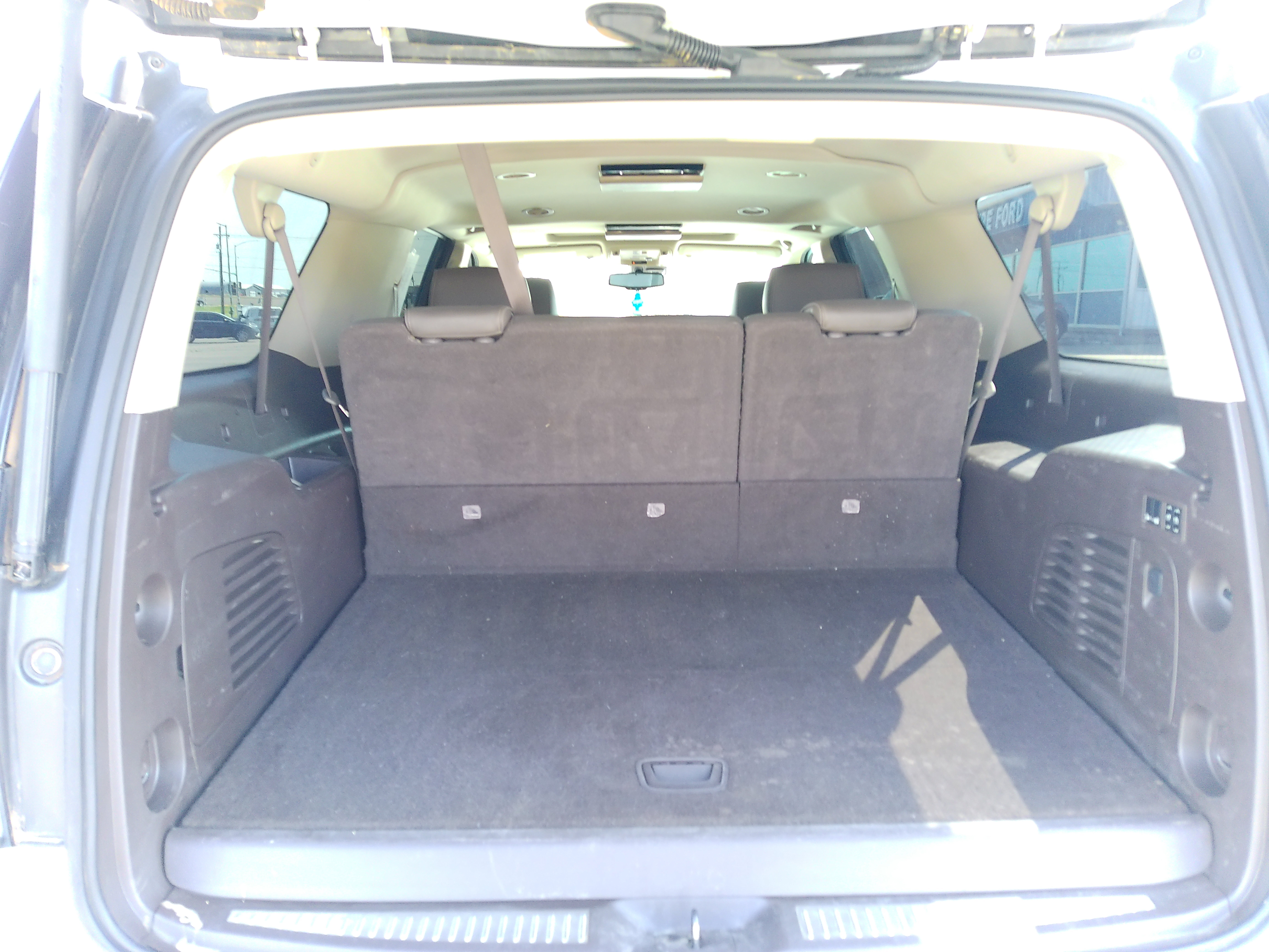2016 GMC Yukon XL Base