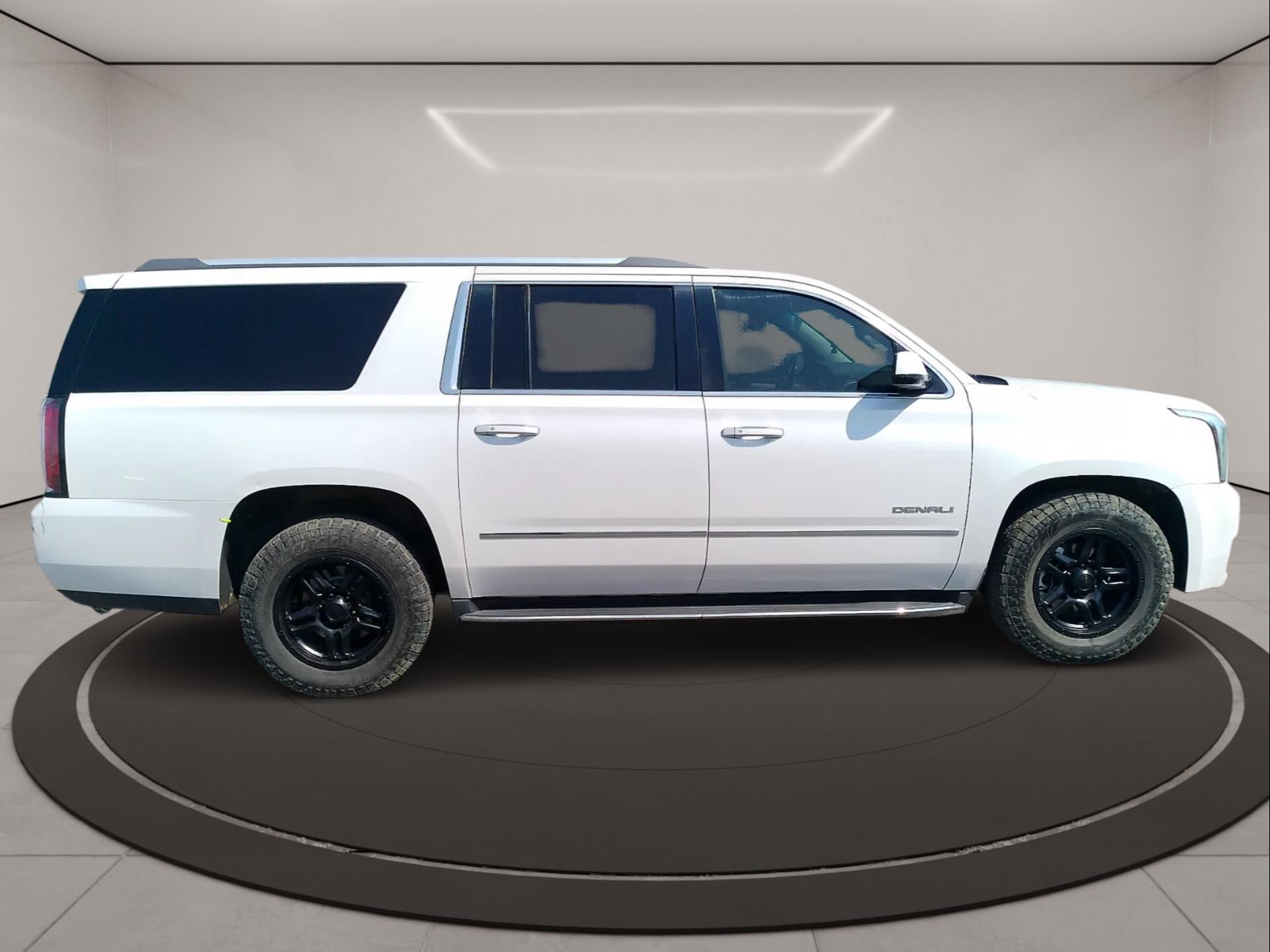 2016 GMC Yukon XL Base