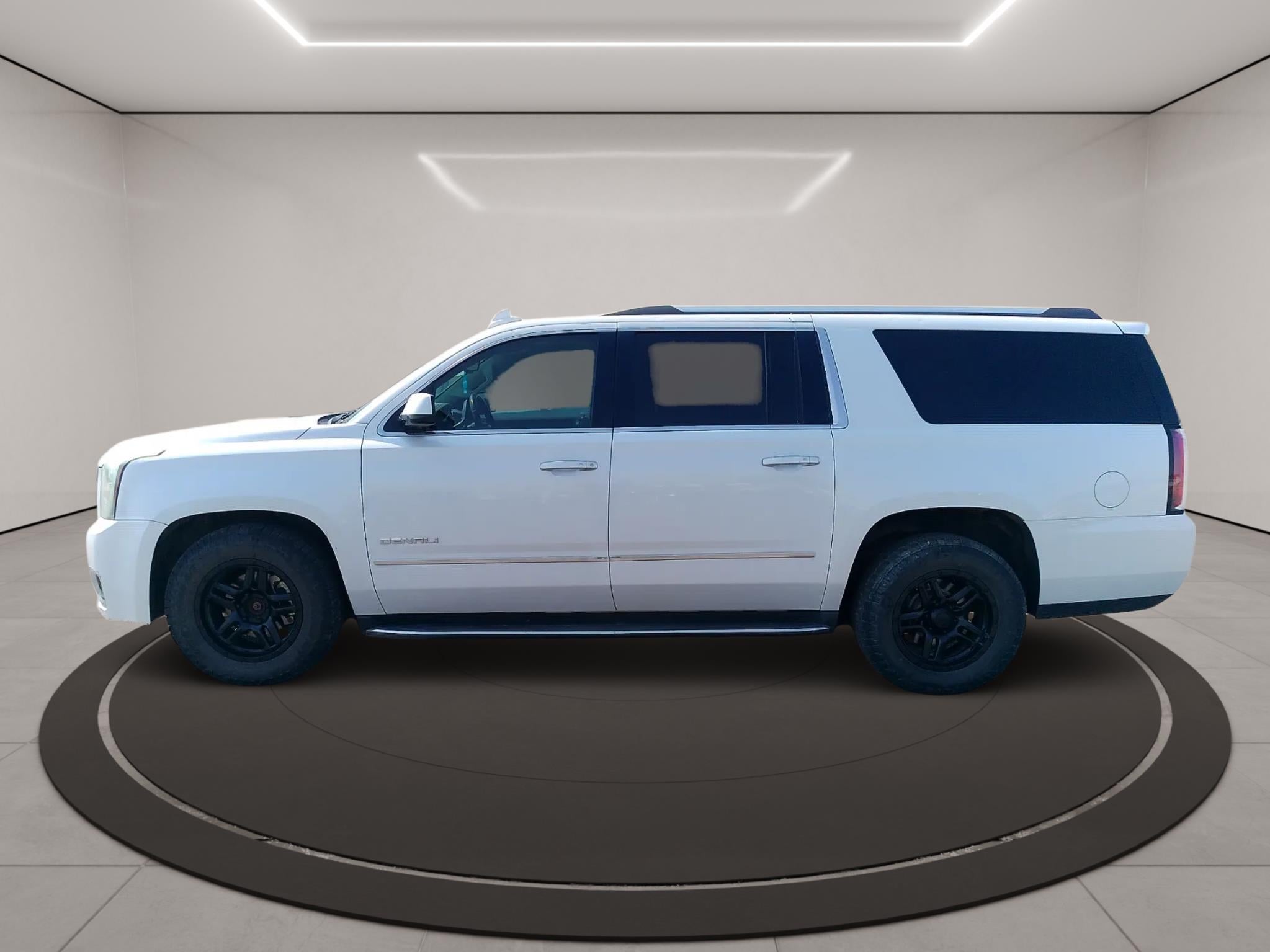 2016 GMC Yukon XL Base