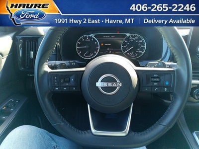 2025 Nissan Pathfinder SV